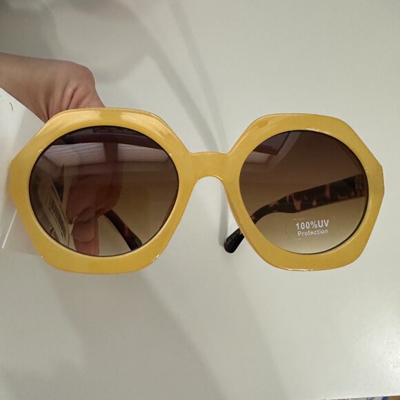 Simons Two-Tone Octagonal Sunglesses - Chocolate/Espresso - Picture 3 of 9